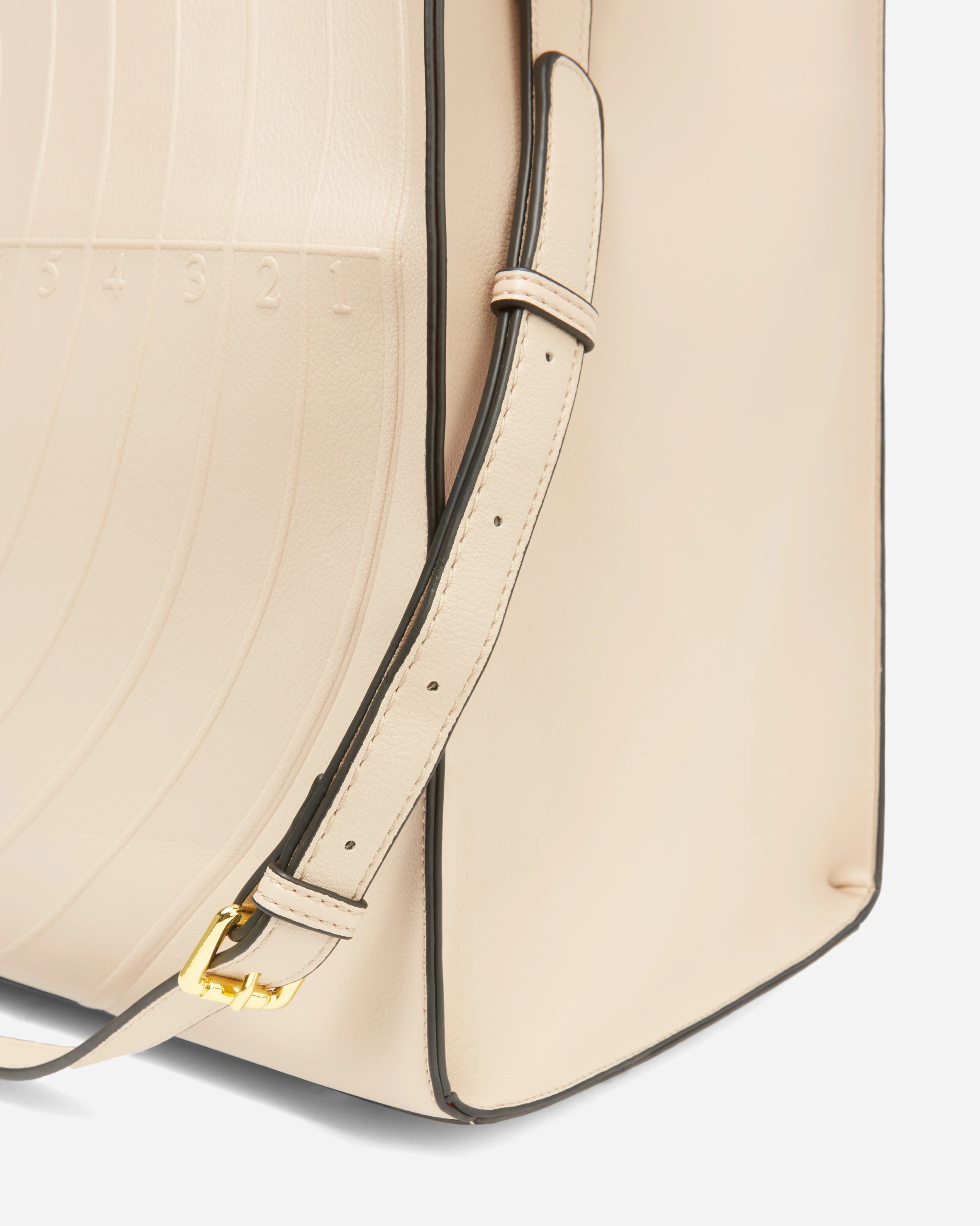 Bullseye Weekender Bag Cream - Image 3