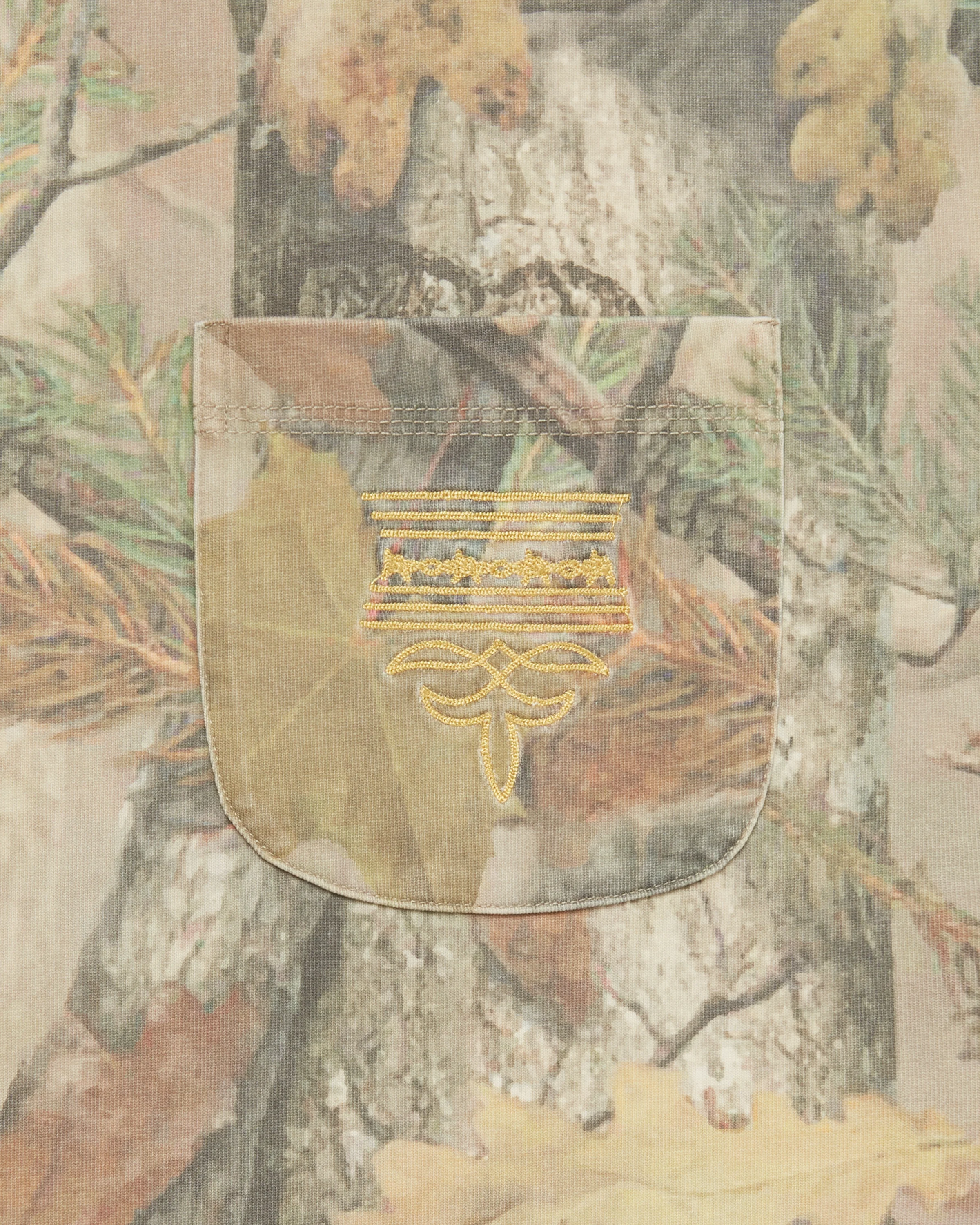 Medallion Pocket Tee Tree Camo - Image 3
