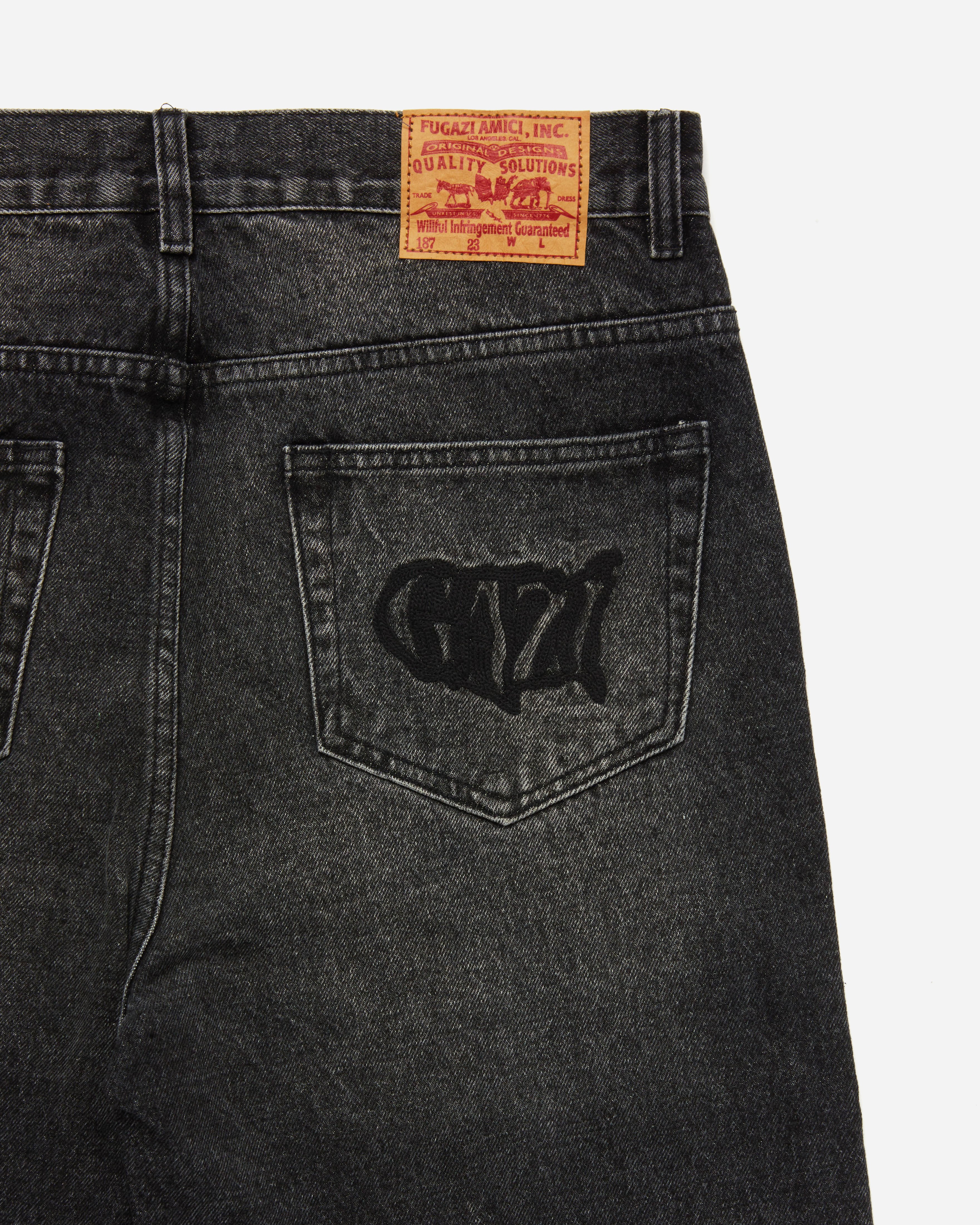 Standard Jeans Washed Black - Image 5